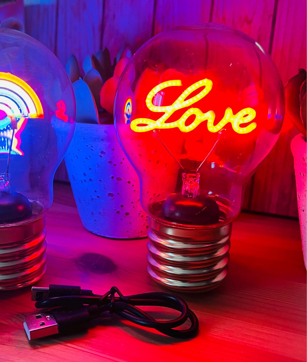 USB Light Bulb LOVE
