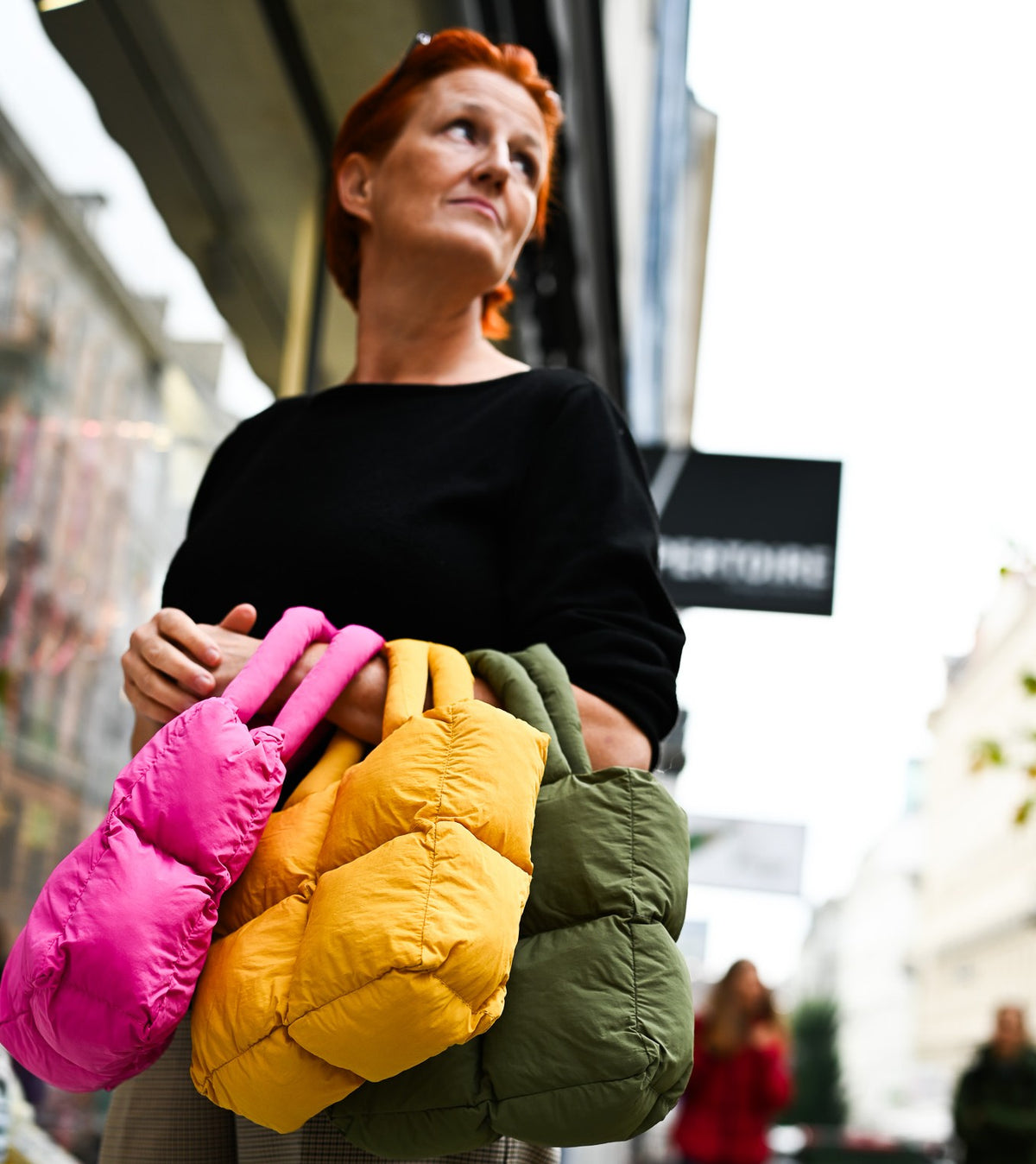 Flauschige Handtasche "PUFFY" pink