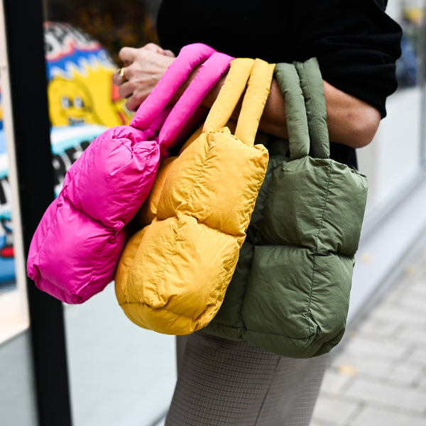 Flauschige Handtasche "PUFFY" gelb