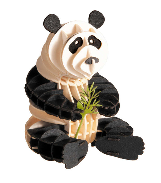 Papiermodell zum selbst zusammenbauen im Motiv eines Panda Bären