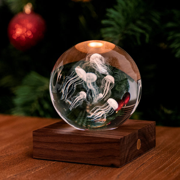 leuchtende Kristallkugel - Qualle