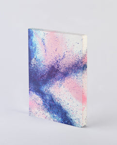Notizbuch von Nuuna "Splash" - ein Farbklecks aus den Farben blau, rosa und weiß