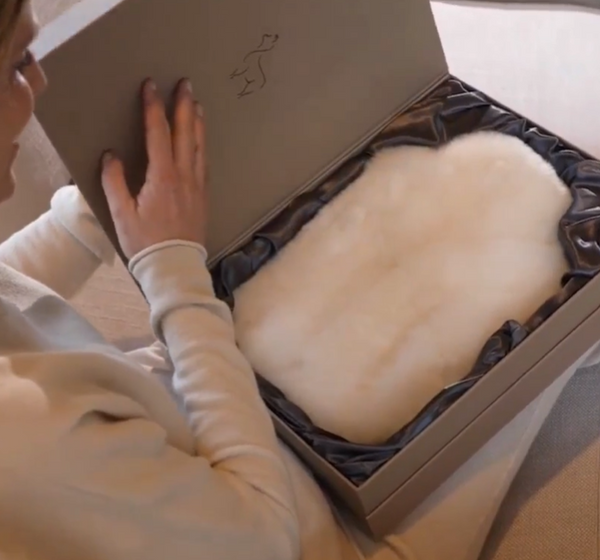 Wärmflasche mit Alpakafell - champagne