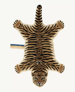 Teppich mit Tiger Aufdruck und Form