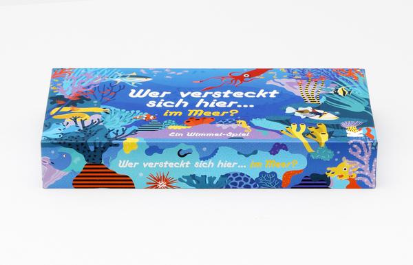 Wimmelspiel, blauer Karton mit bunten Meeresillustrationen, Aufschrift: Wer versteckt sich hier... im Meer?