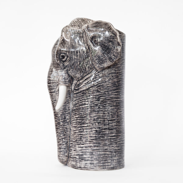 Seitenansicht Elefantenvase von Quail Ceramics