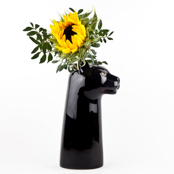 Handbemalte Panther Vase, von Seite und mit Blumenstrauß