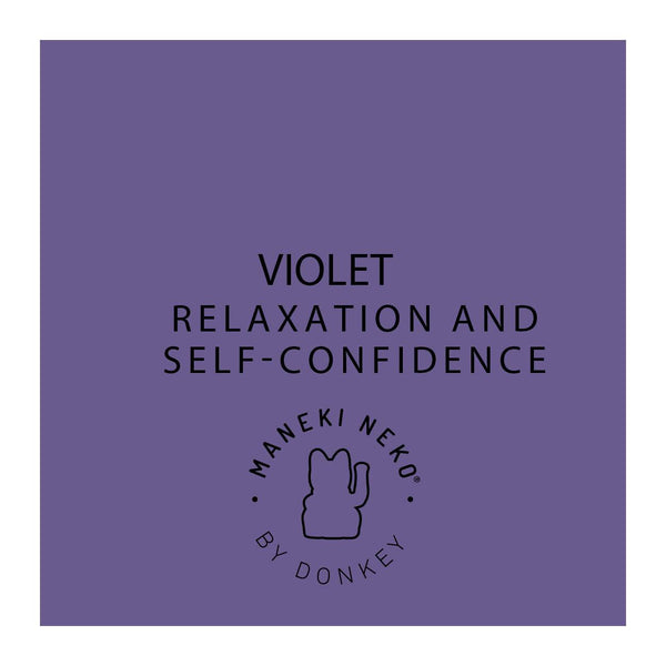 violette Winkekatze steht für Entspannung und Selbstbewusstsein